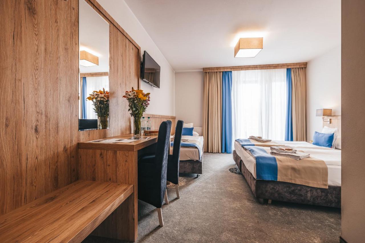Grand Tatry - Miejsce Na Wyjatkowy Pobyt Dla Ciebie I Twojej Rodziny! - Sauna I Jacuzzi Wliczone W Cene Pobytu - 10 Minut Pieszo Od Term Bania ビャウカ エクステリア 写真
